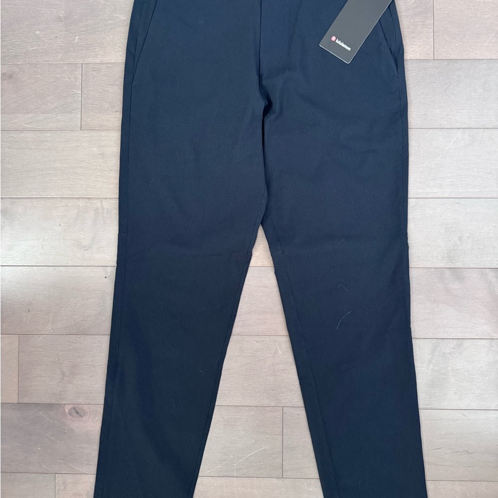 LULULEMON 32”/32” Pant Slim Commission Pant